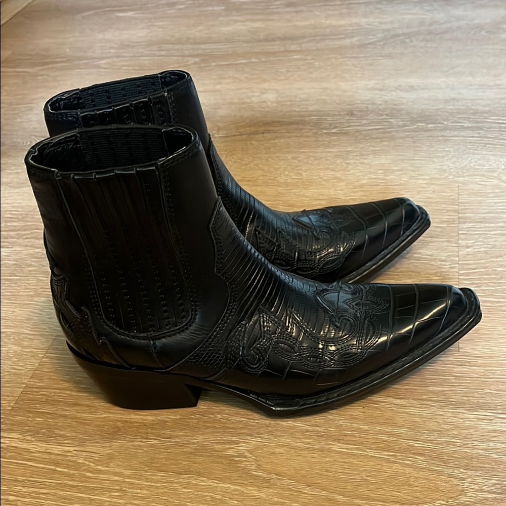 Black Leather Men's Boots